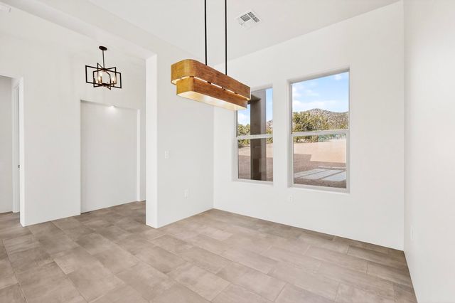 20 W Longview, Santa Fe, NM 87505