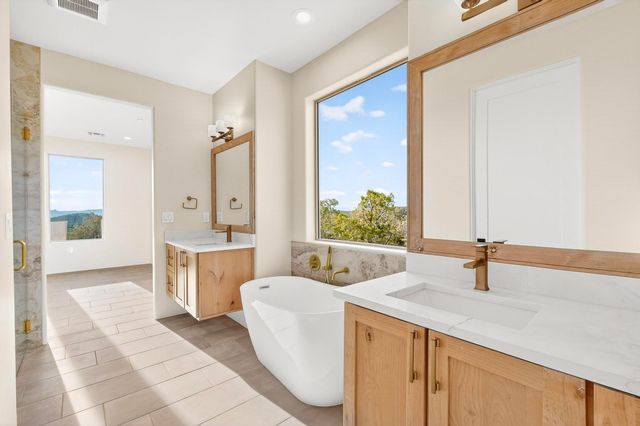 20 W Longview, Santa Fe, NM 87505