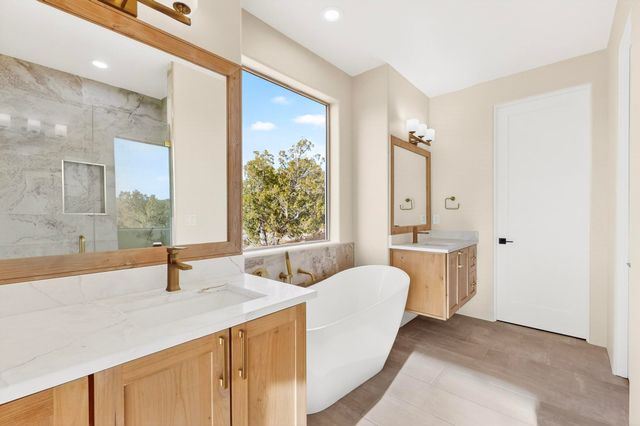 20 W Longview, Santa Fe, NM 87505