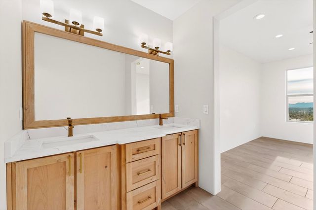 20 W Longview, Santa Fe, NM 87505