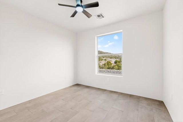 20 W Longview, Santa Fe, NM 87505