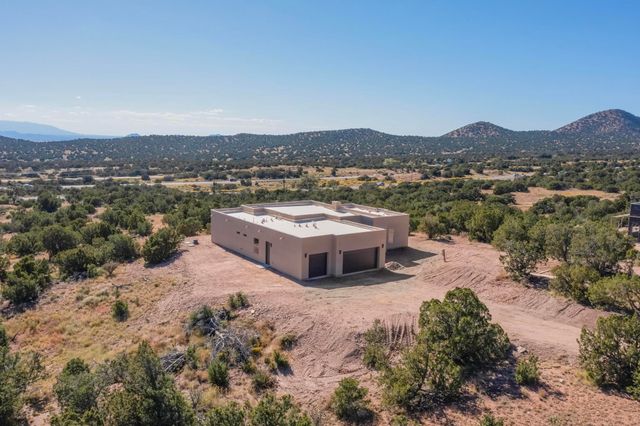 20 W Longview, Santa Fe, NM 87505