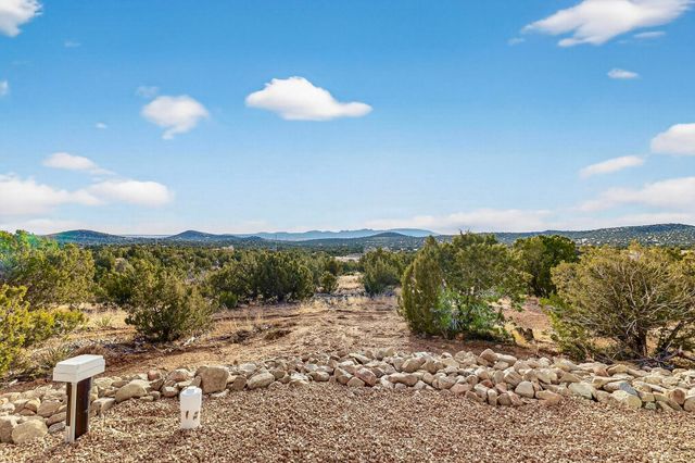 20 W Longview, Santa Fe, NM 87505