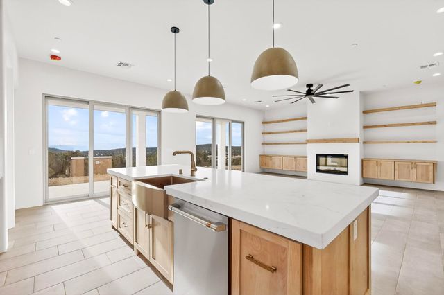 20 W Longview, Santa Fe, NM 87505