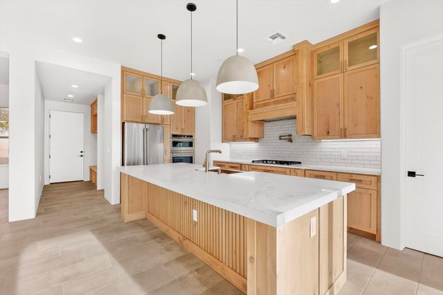 20 W Longview, Santa Fe, NM 87505