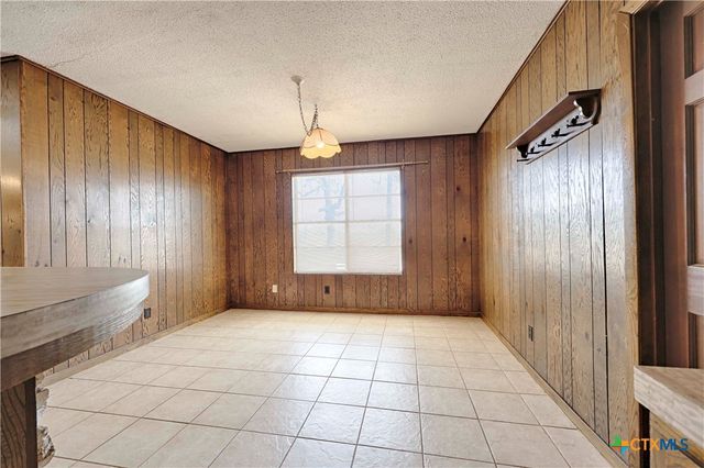 395 State Highway 304, Gonzales, TX 78629