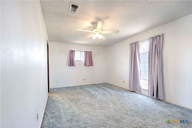 395 State Highway 304, Gonzales, TX 78629