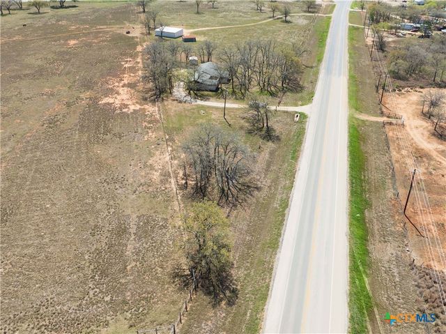 395 State Highway 304, Gonzales, TX 78629