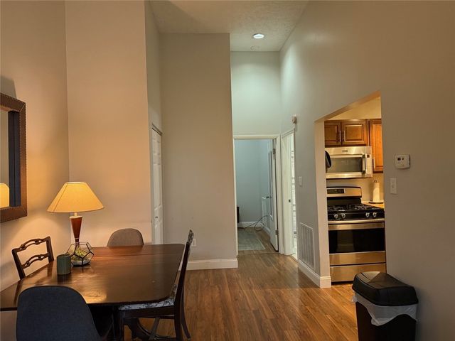 1203 W North Ave 101, Manchester, PA 15233