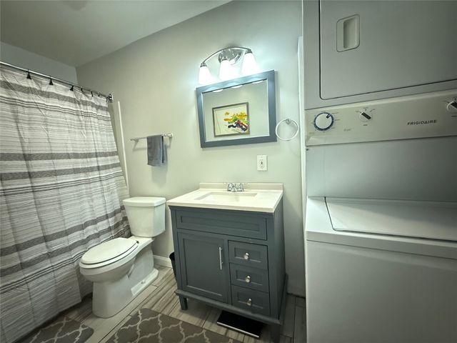 1203 W North Ave 101, Manchester, PA 15233