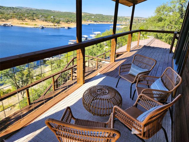 19645 Lakehurst LOOP, Spicewood, TX 78669