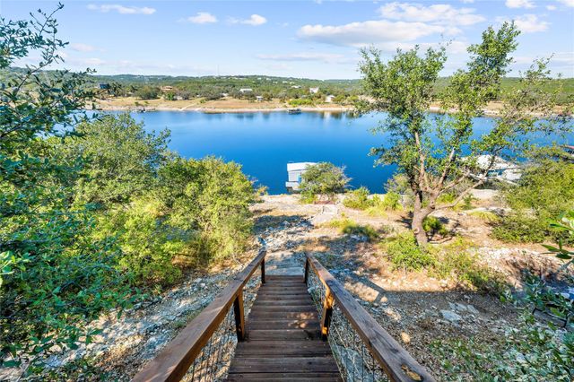19645 Lakehurst LOOP, Spicewood, TX 78669