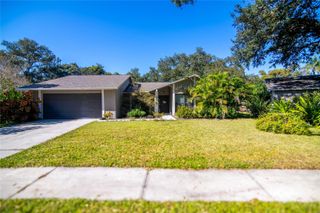 915 WOODLEAF WAY, Tampa, FL 33613