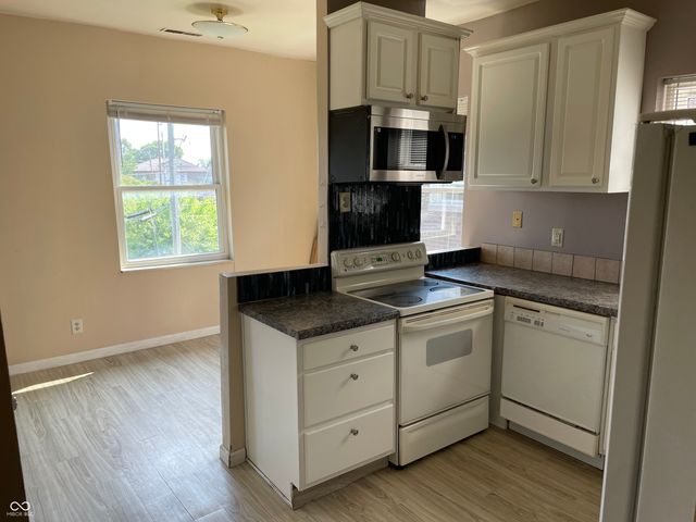 55 W Fall Creek Parkway South Drive, Indianapolis, IN 46208