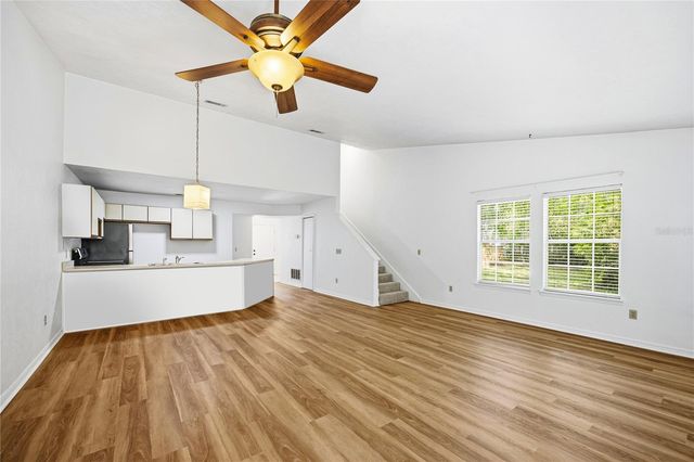 218 NW 50TH BOULEVARD K, Gainesville, FL 32607