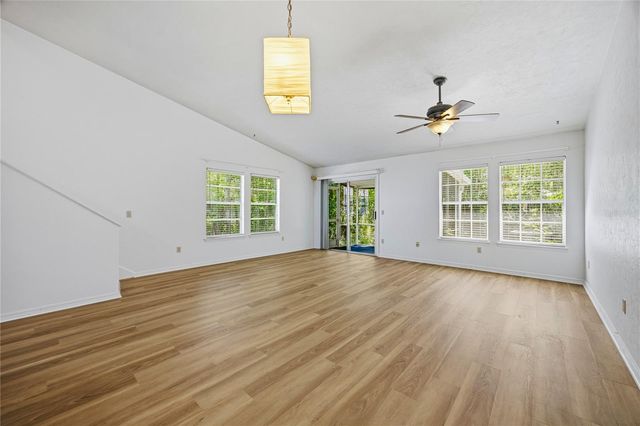 218 NW 50TH BOULEVARD K, Gainesville, FL 32607