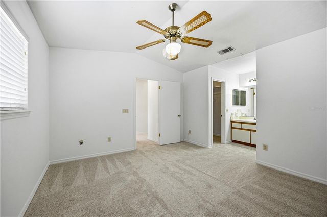 218 NW 50TH BOULEVARD K, Gainesville, FL 32607