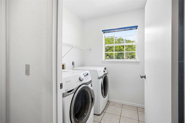 218 NW 50TH BOULEVARD K, Gainesville, FL 32607