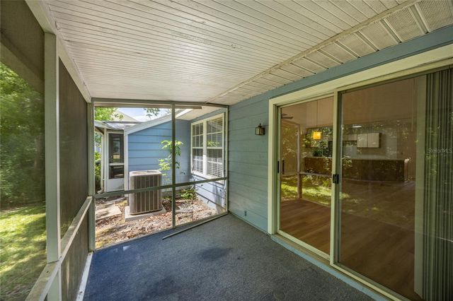 218 NW 50TH BOULEVARD K, Gainesville, FL 32607