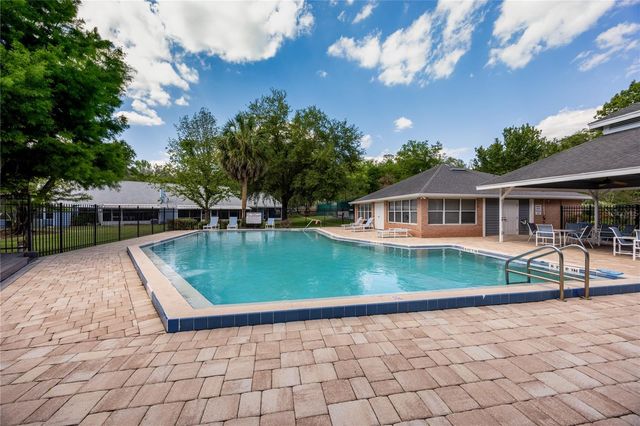 218 NW 50TH BOULEVARD K, Gainesville, FL 32607