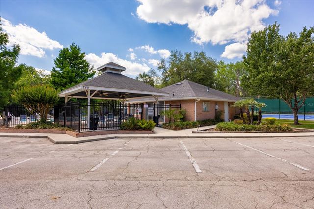 218 NW 50TH BOULEVARD K, Gainesville, FL 32607
