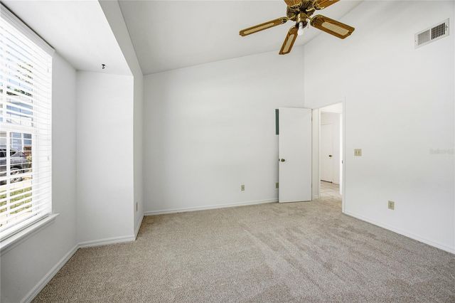 218 NW 50TH BOULEVARD K, Gainesville, FL 32607