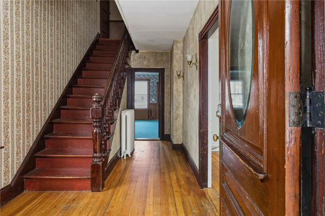 20 Fair Street, Newport, RI 02840