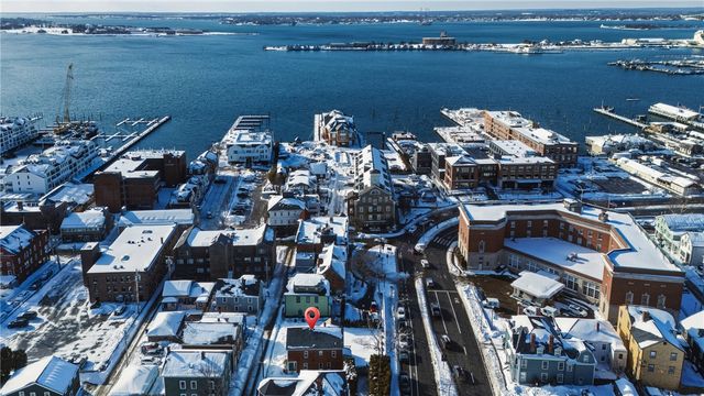 20 Fair Street, Newport, RI 02840