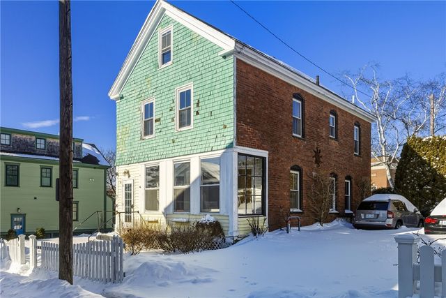 20 Fair Street, Newport, RI 02840