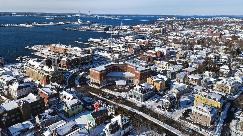 20 Fair Street, Newport, RI 02840