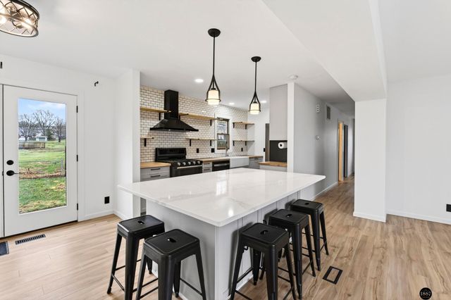 5606 Briar Patch Circle, Lincoln, NE 68516