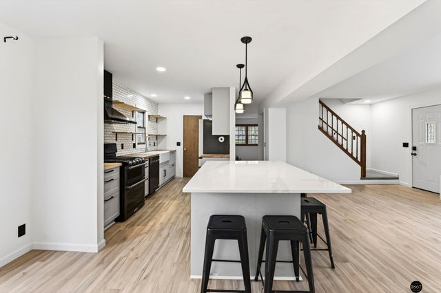 5606 Briar Patch Circle, Lincoln, NE 68516