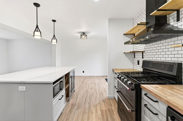 5606 Briar Patch Circle, Lincoln, NE 68516