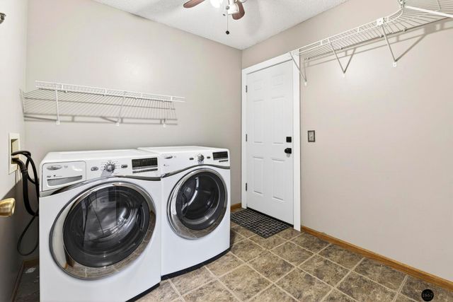 5606 Briar Patch Circle, Lincoln, NE 68516