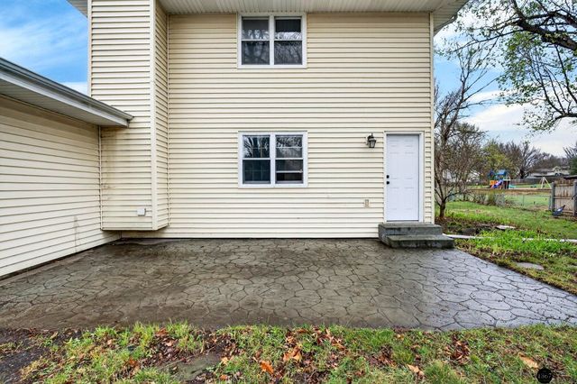 5606 Briar Patch Circle, Lincoln, NE 68516