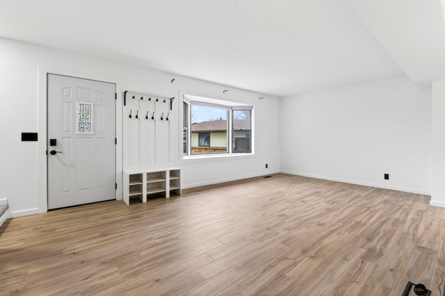 5606 Briar Patch Circle, Lincoln, NE 68516