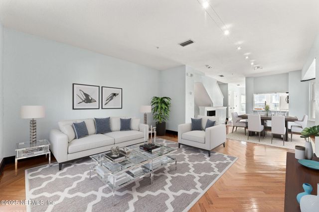 337 E CHURCH Street, Jacksonville, FL 32202