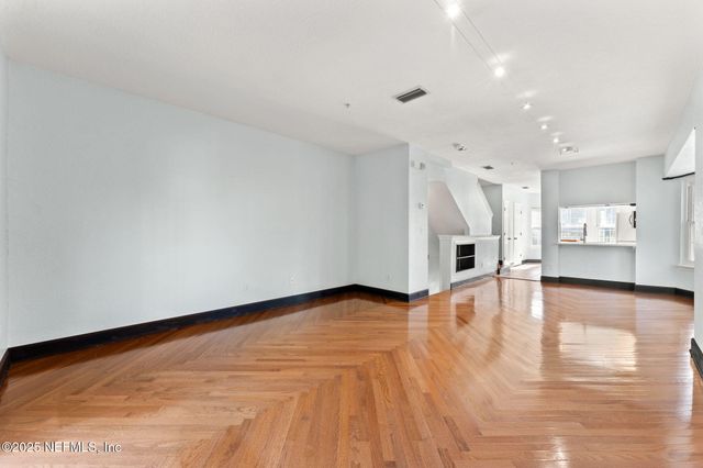 337 E CHURCH Street, Jacksonville, FL 32202