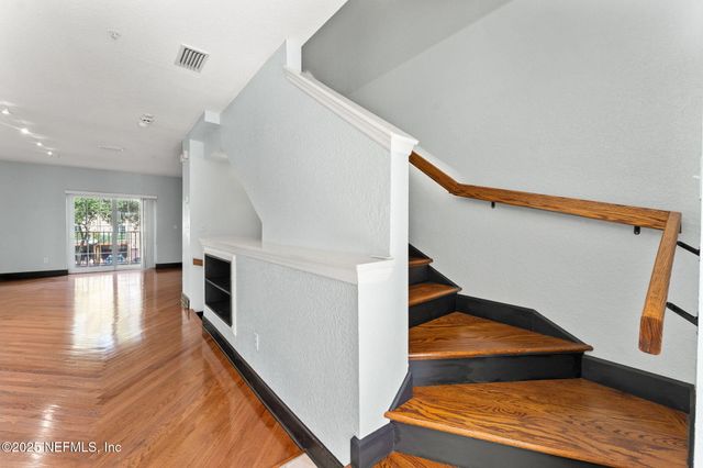 337 E CHURCH Street, Jacksonville, FL 32202