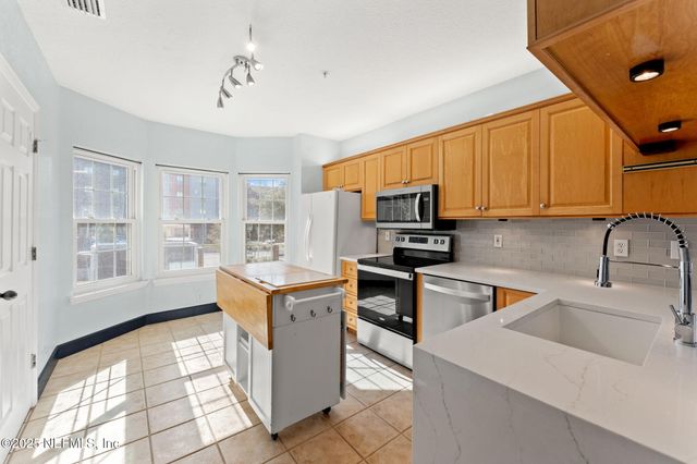 337 E CHURCH Street, Jacksonville, FL 32202