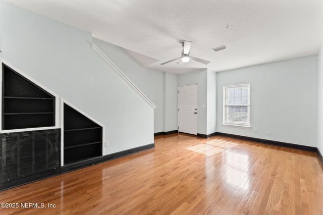 337 E CHURCH Street, Jacksonville, FL 32202