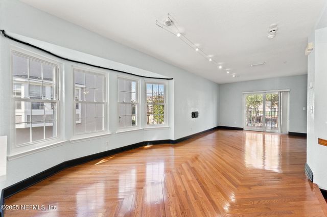 337 E CHURCH Street, Jacksonville, FL 32202