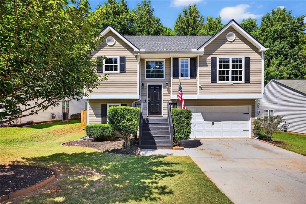 2216 Serenity NW Drive, Acworth, GA 30101