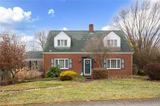 118 Dutch Ln, Pleasant Hills, PA 15236