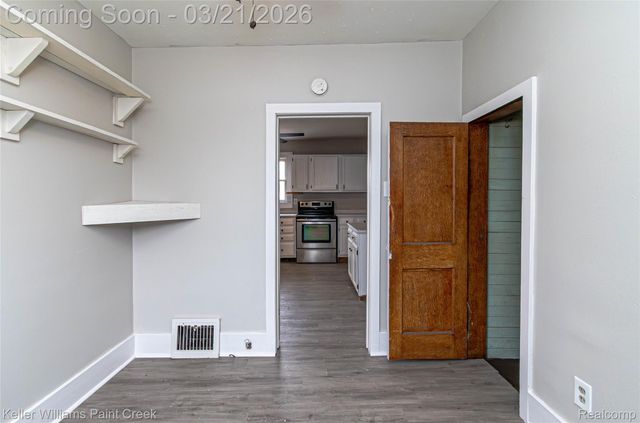 312 S Edith Street, Pontiac, MI 48342