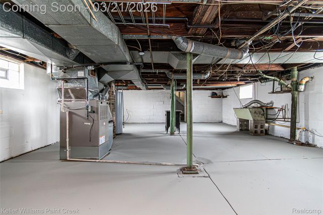 312 S Edith Street, Pontiac, MI 48342