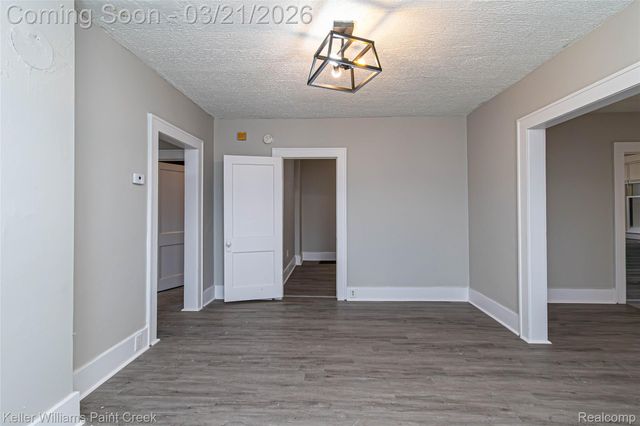 312 S Edith Street, Pontiac, MI 48342