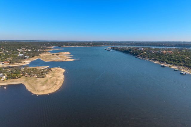 2306 Newton DR, Lago Vista, TX 78645