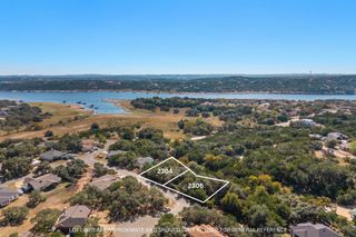 2306 Newton DR, Lago Vista, TX 78645