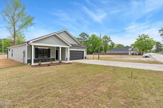 4047 Church Street, Wade, NC 28395